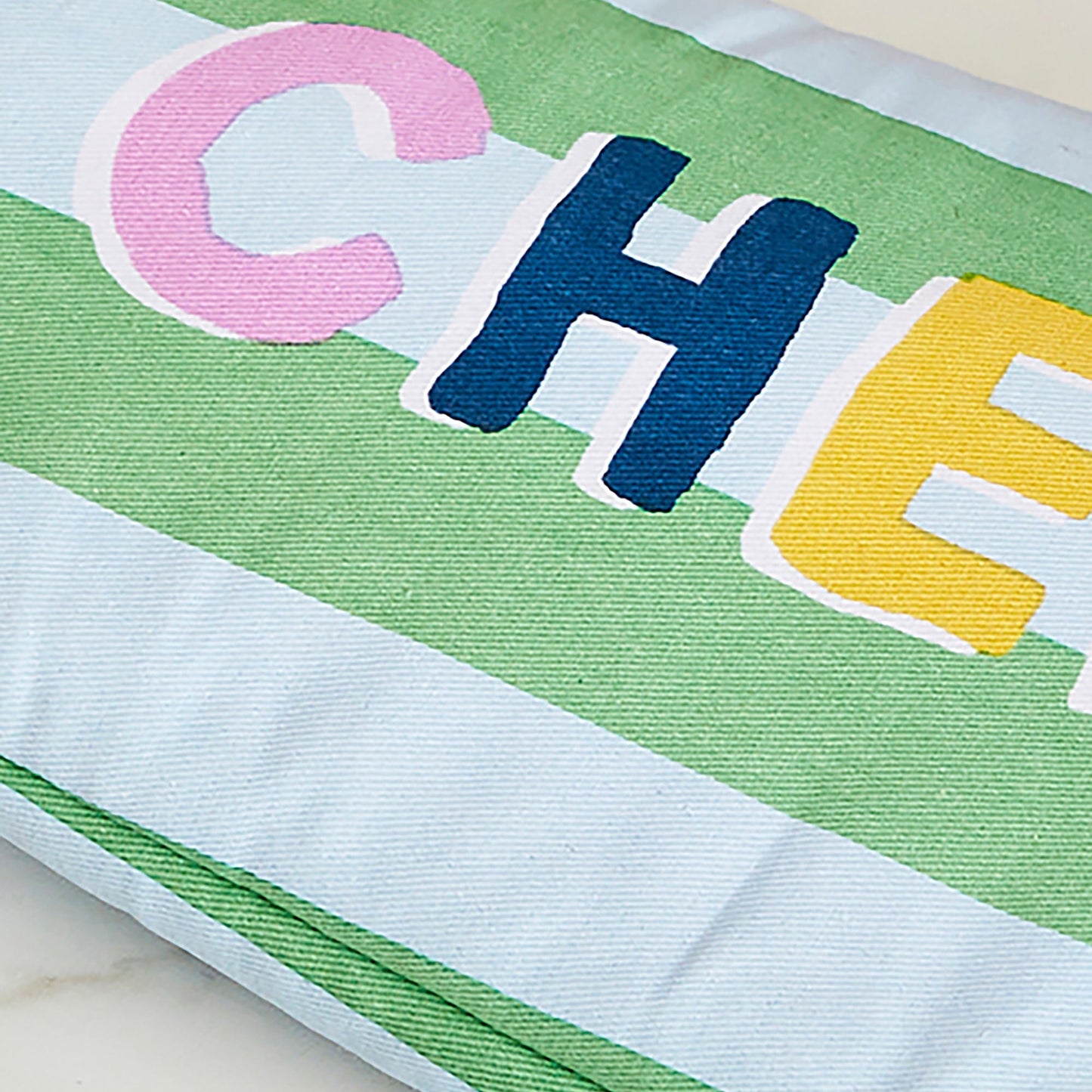 Yes Chef Gauntlet Oven Glove in Multicolour