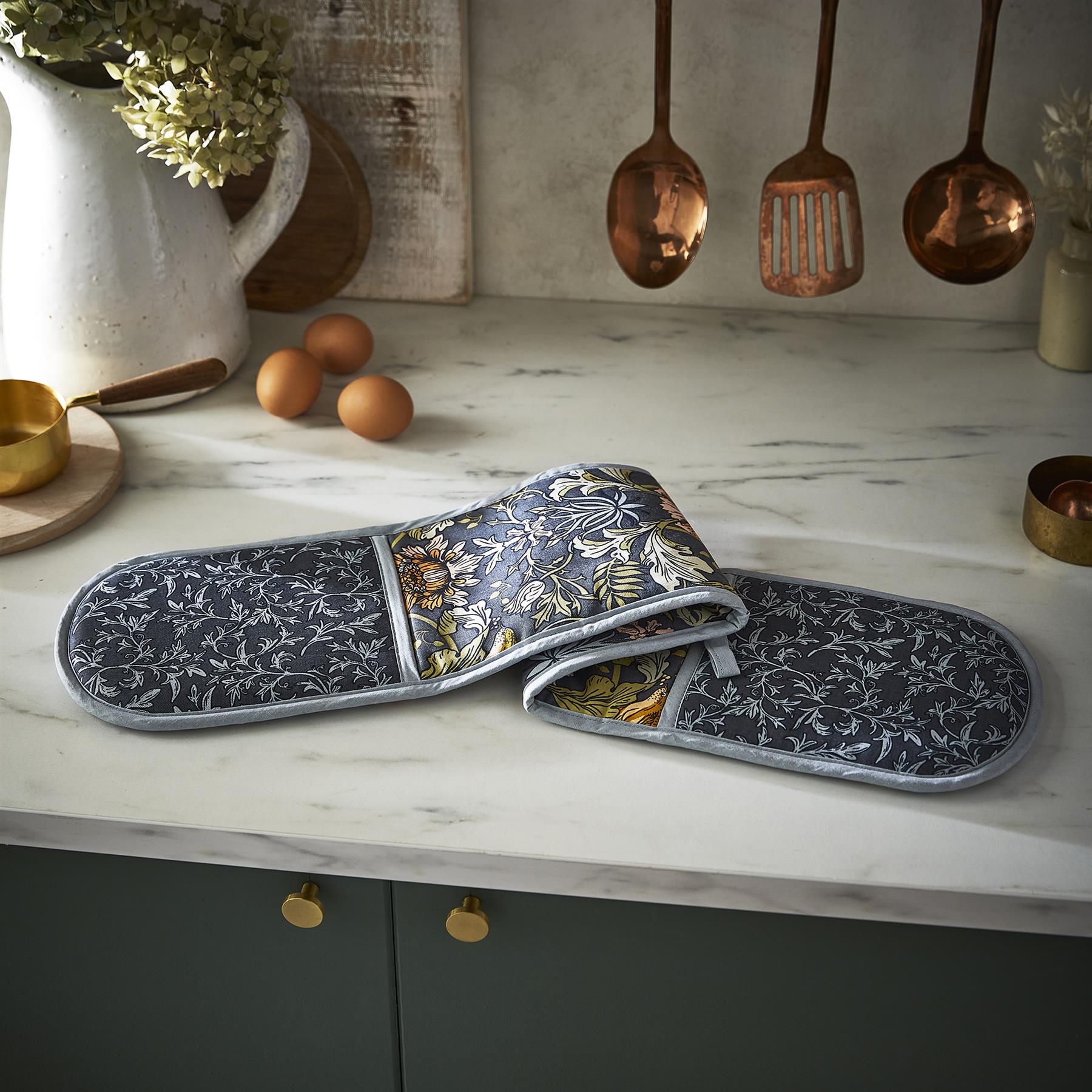 Ulster Weavers Finch & Flower Double Oven Glove One Size in Navy - Double Oven Glove - Ulster Weavers