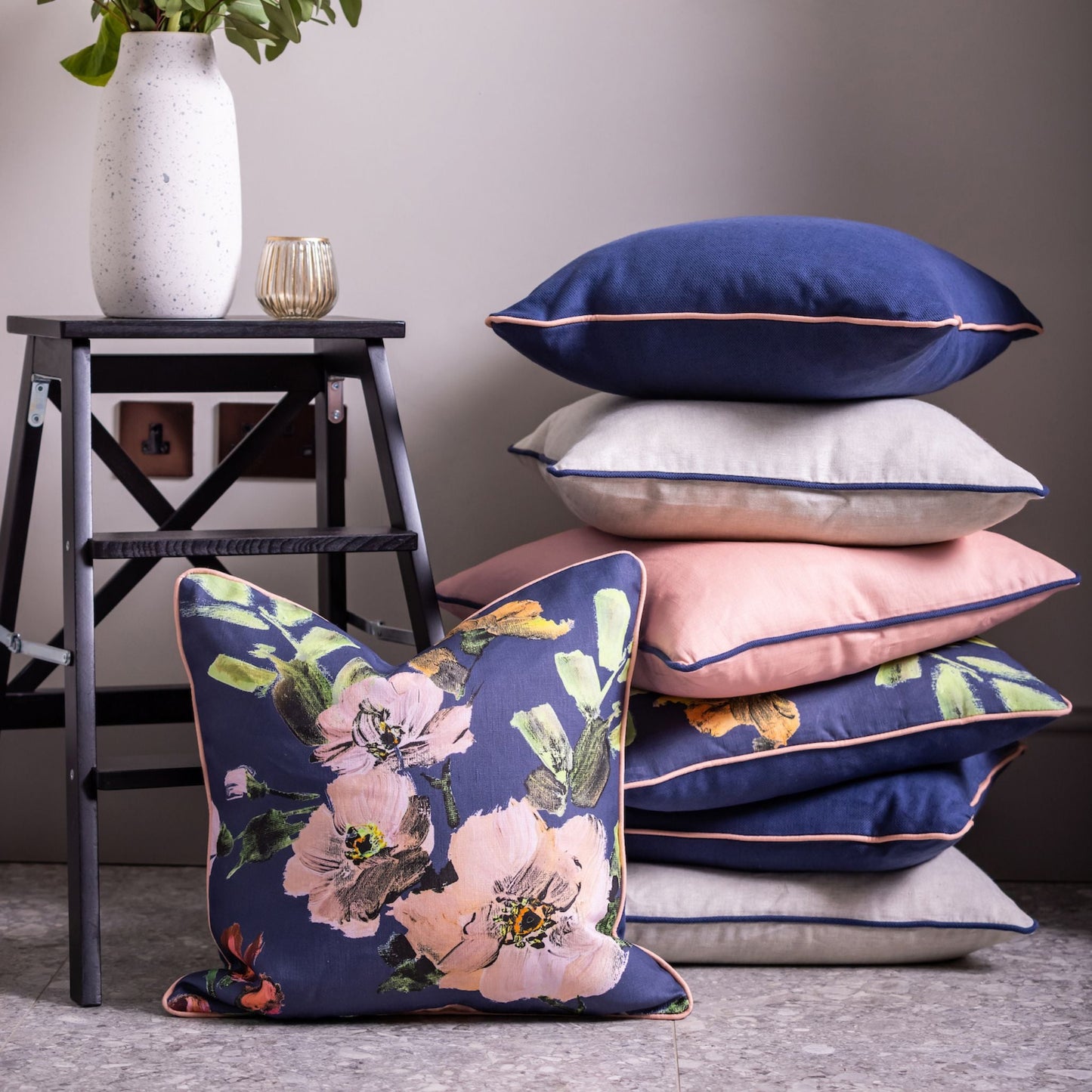 Ulster Weavers Plain Linen Cushion - Hillsborough Floral (50cm x 50cm, Dusty Pink/Navy) -  - Ulster Weavers
