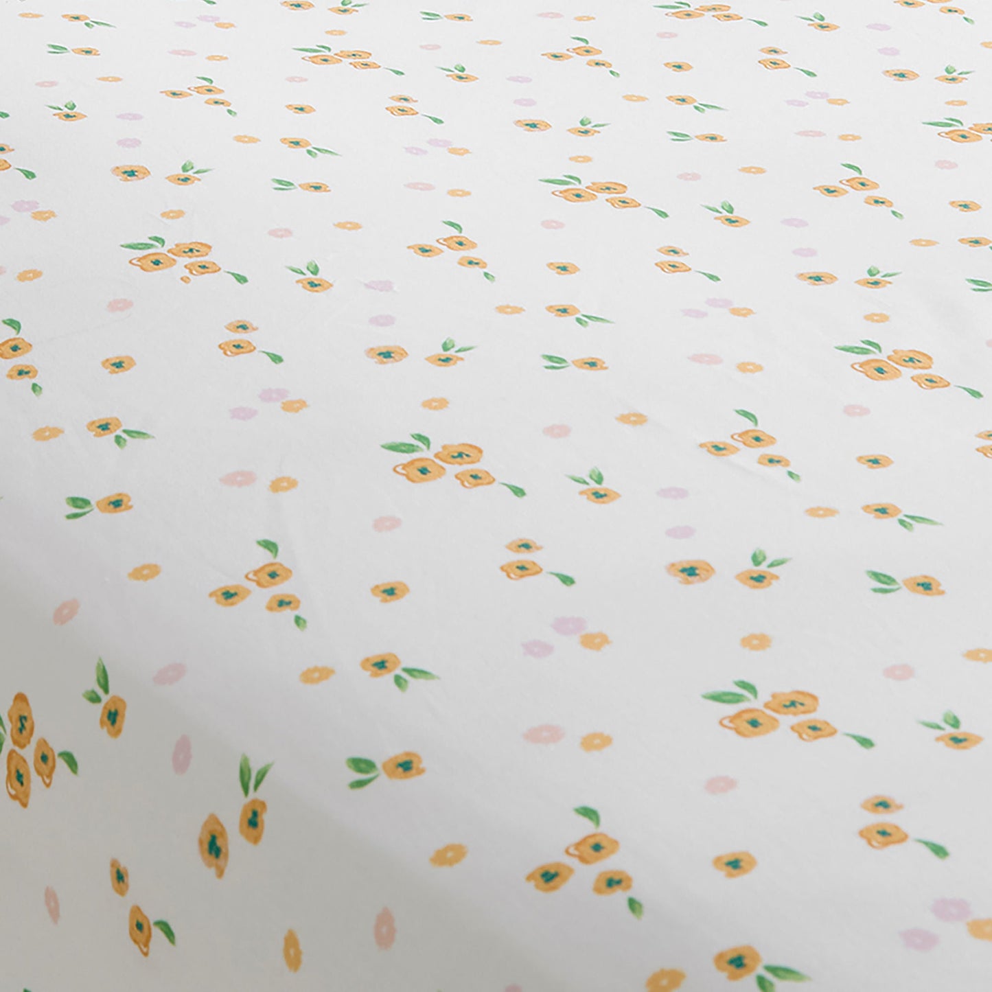 Abstract Poppy 28cm Fitted Bed Sheet in White