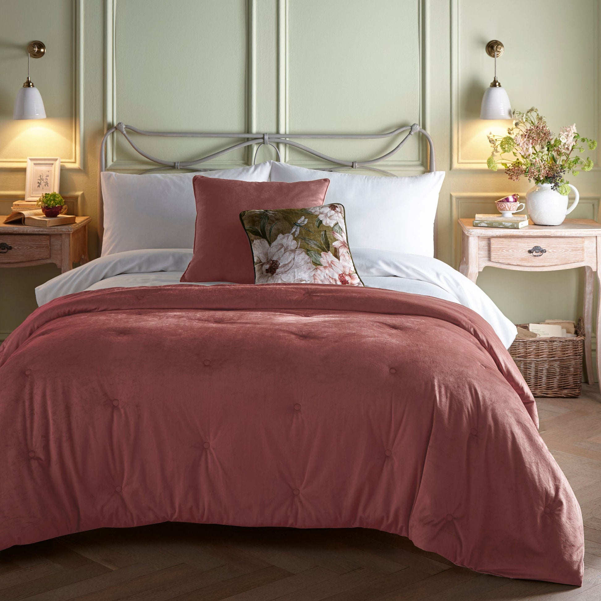 Austell Bedspread in Pink 150 x 220cm - Bedspread - Appletree