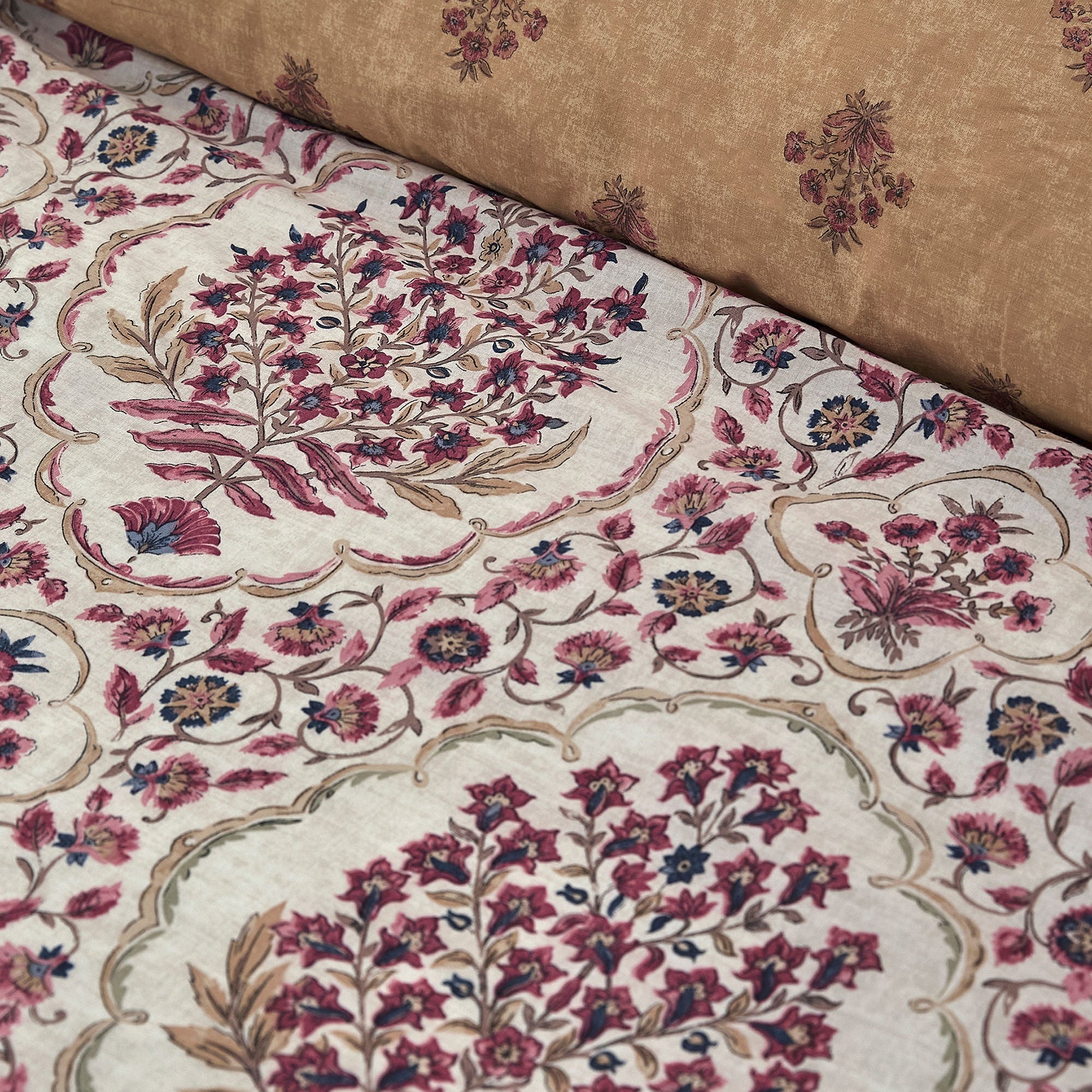 Ashmead Duvet Cover Set in Berry - Duvet Cover Set - D & D