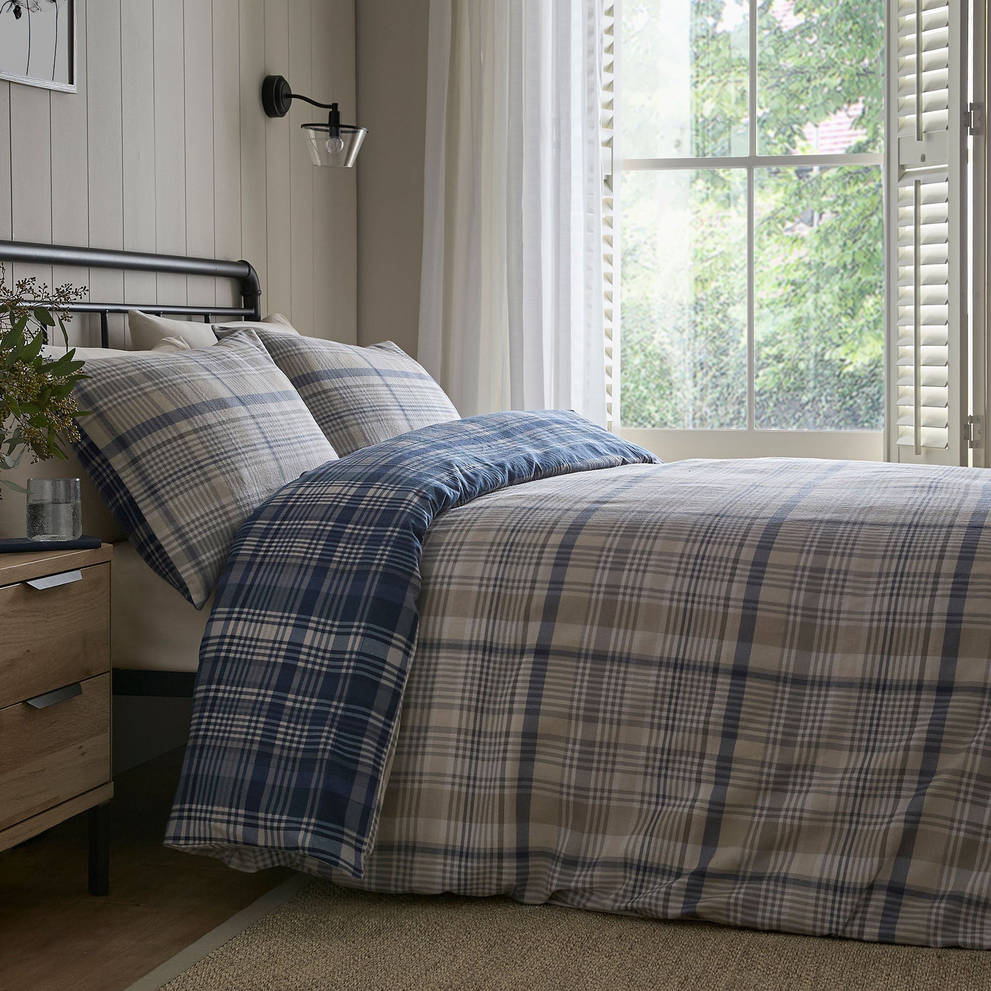 Bennet Check Duvet Cover Set in Navy - Duvet Cover Set - D & D