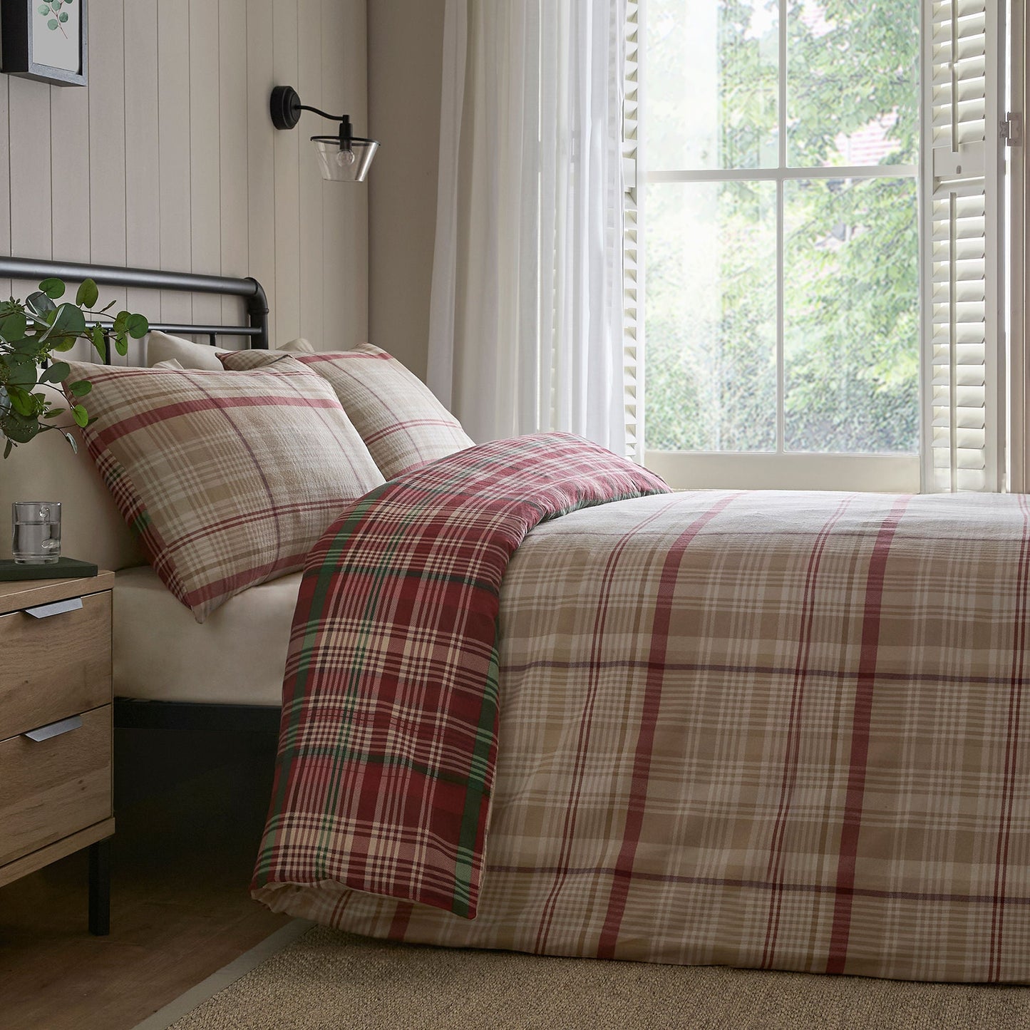 Bennet Check Duvet Cover Set in Red - Duvet Cover Set - D & D