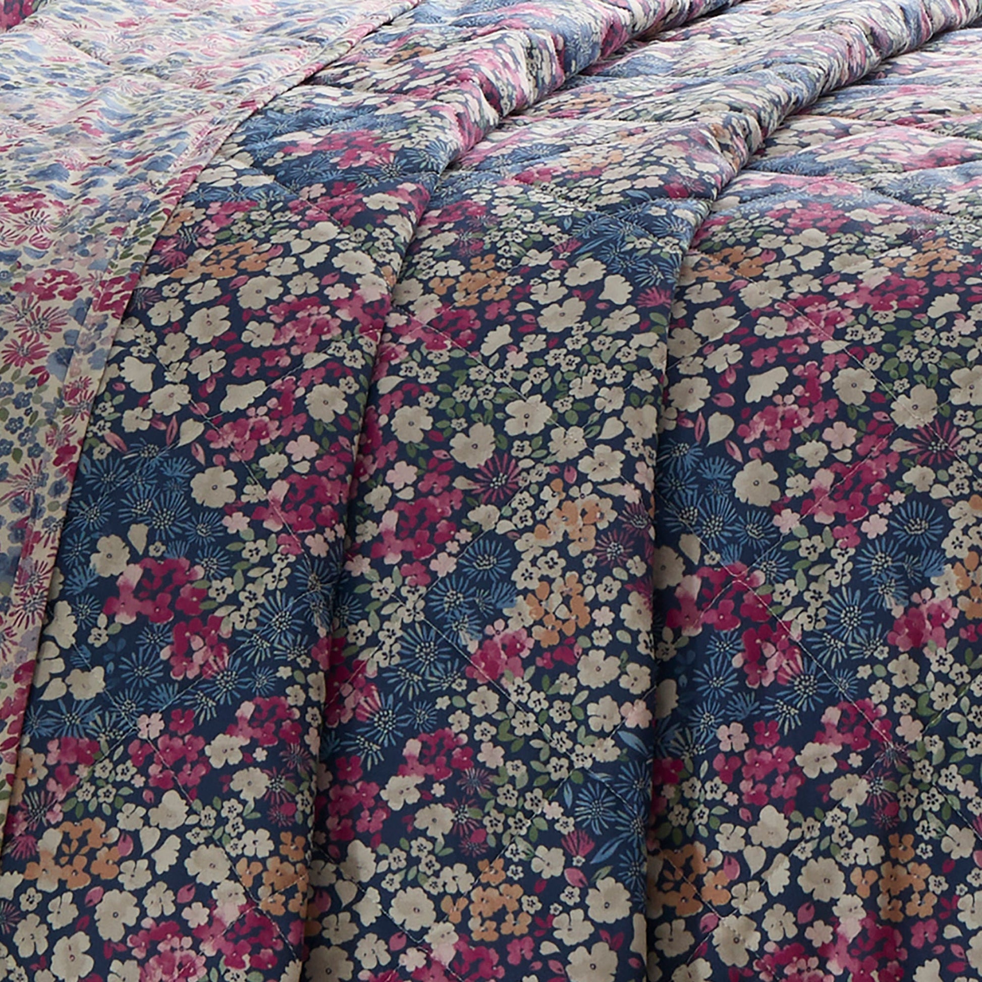 Bessie Bedspread in Navy 200 x 230cm - Bedspread - Dreams & Drapes