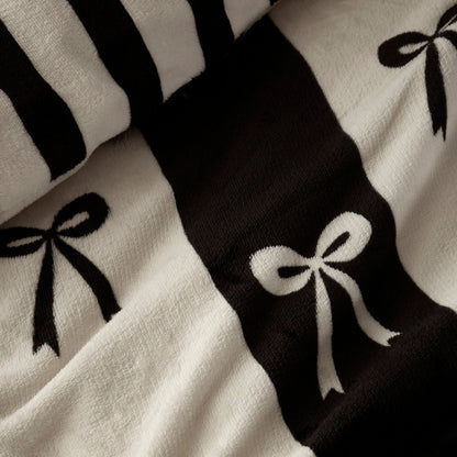 Bows Duvet Cover Set in Monochrome - Duvet Cover Set - Fusion