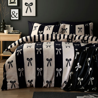 Bows Duvet Cover Set in Monochrome - Duvet Cover Set - Fusion