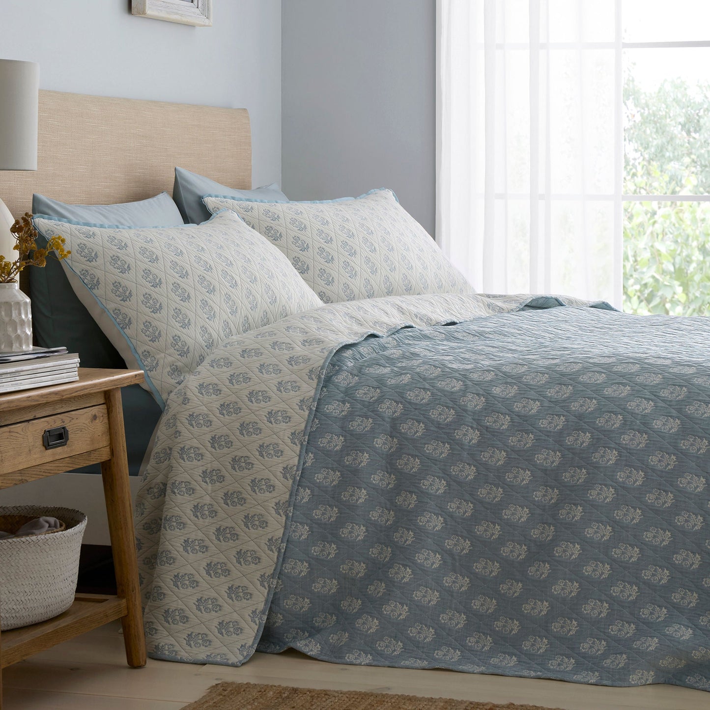 Block Floral Bedspread in Blue 235 x 235cm