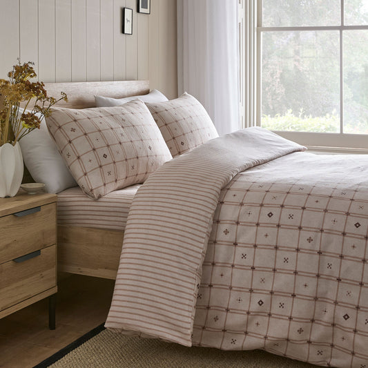 Cottage Check Duvet Cover Set in Natural - Duvet Cover Set - D & D