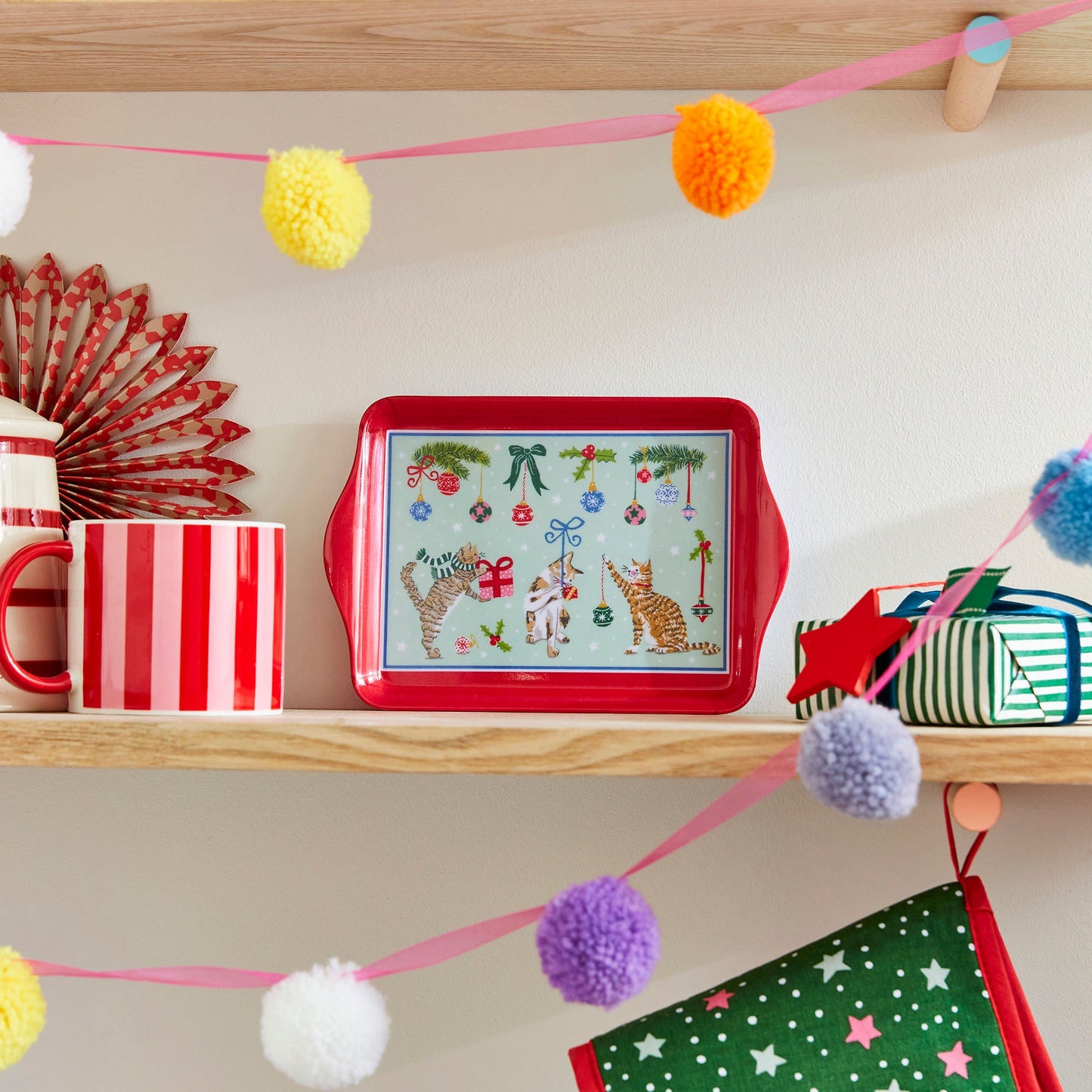 Christmas Cats Scatter Tray in Seafoam