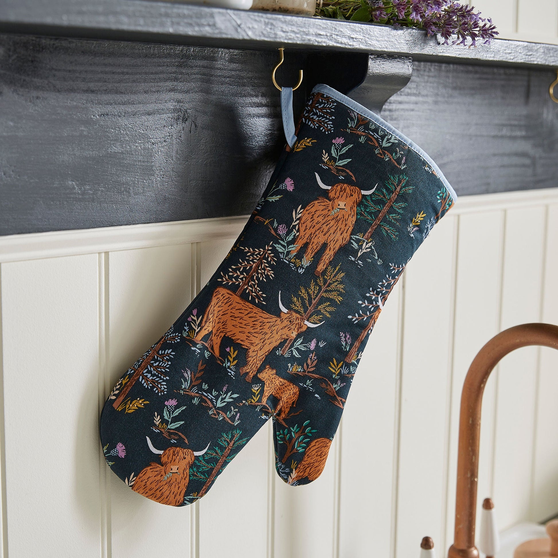 Ulster Weavers Connie the Cow Gauntlet Oven Glove One Size in Navy - Gauntlet Oven Glove - Ulster Weavers