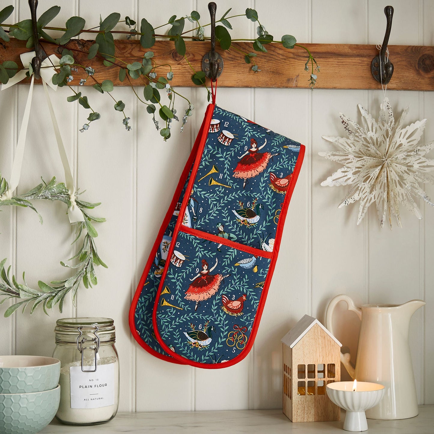 Ulster Weavers 12 Days of Christmas Double Oven Glove One Size in Green - Double Oven Glove - Ulster Weavers