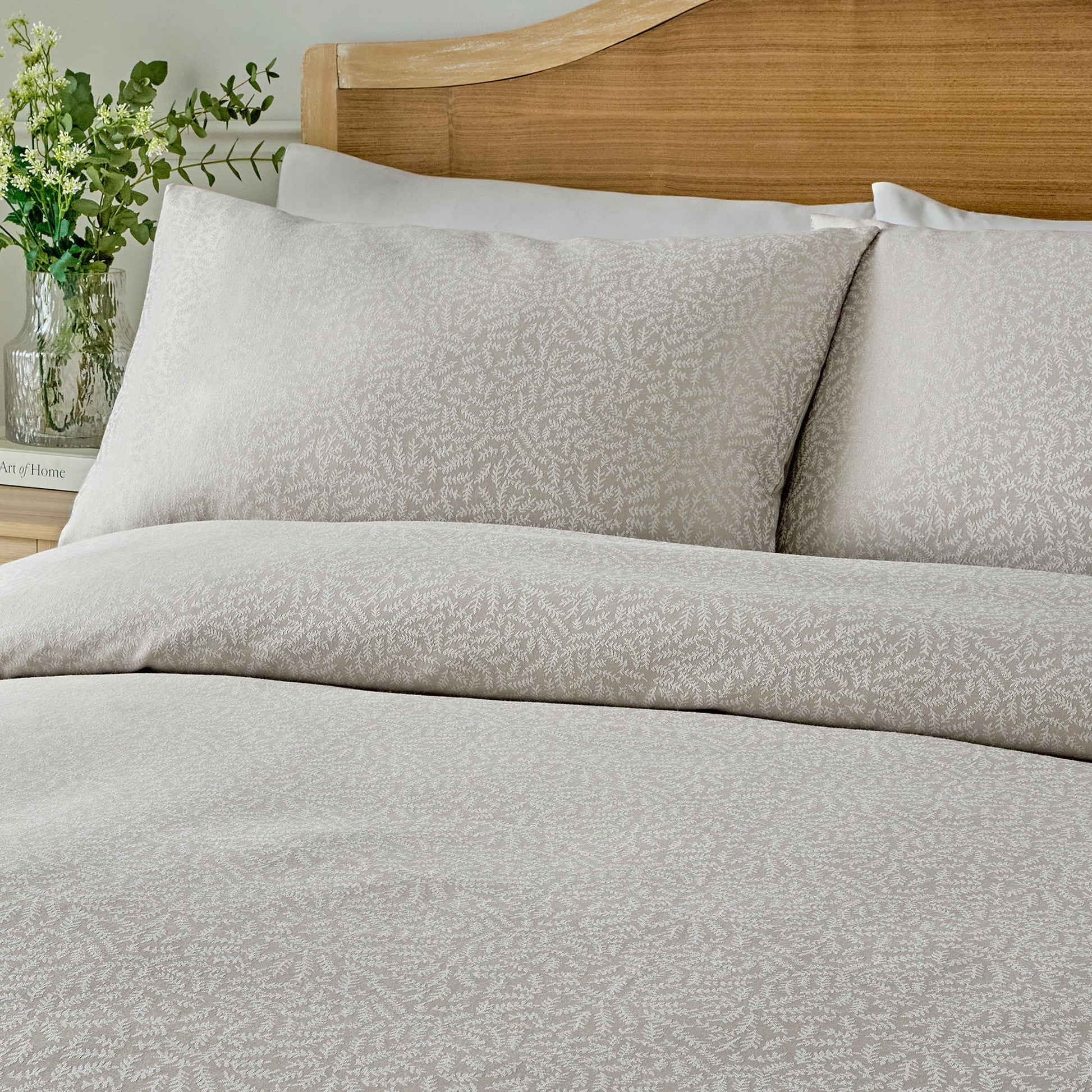 Ditsy Leaf Jacquard Duvet Cover Set in Natural - Duvet Cover Set - D & D