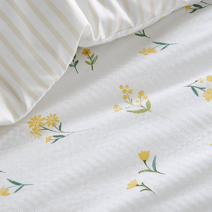 Ditsy Floral Seersucker Duvet Cover Set in Yellow