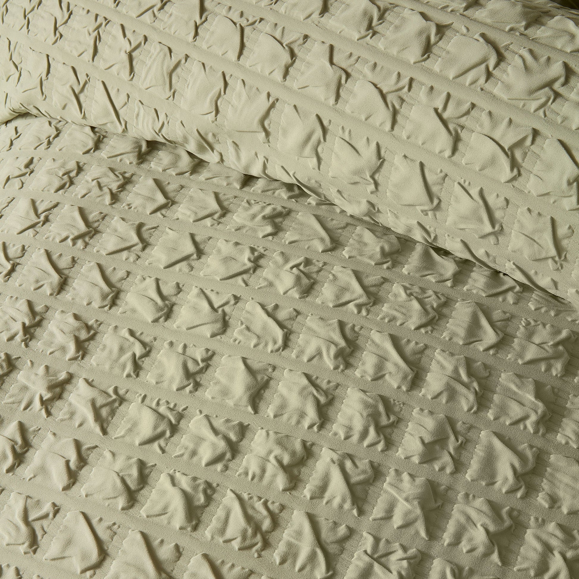 Embossed Grid Duvet Cover Set in Green - Duvet Cover Set - Serene