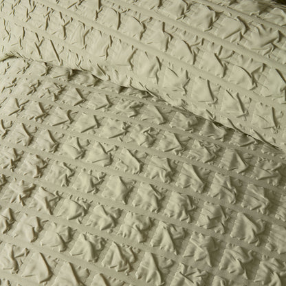 Embossed Grid Duvet Cover Set in Green - Duvet Cover Set - Serene