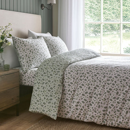 Falling Leaf Duvet Cover Set in Green - Duvet Cover Set - D & D