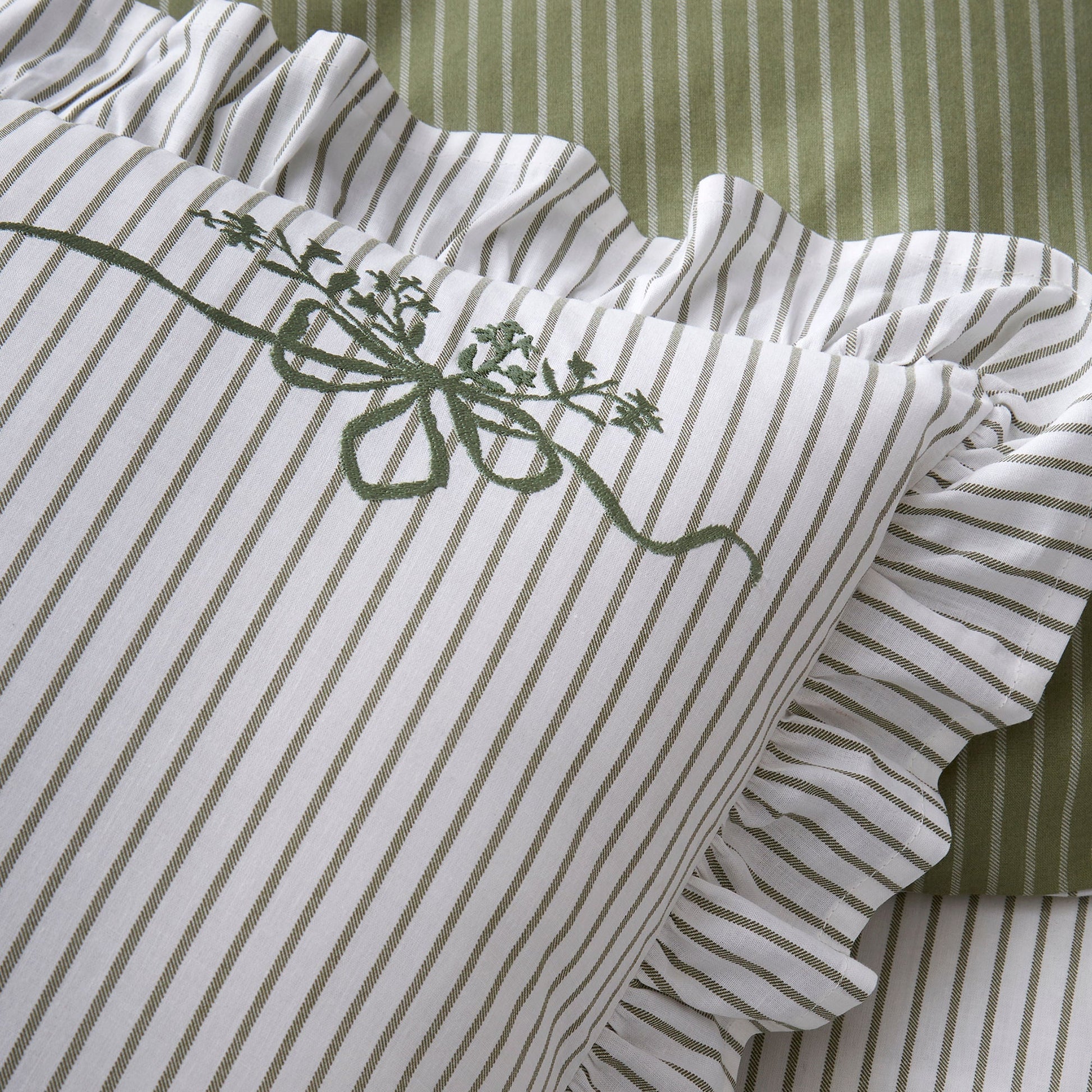 Frilled Embroidered Bow Stripe Duvet Cover Set in Green - Duvet Cover Set - Appletree