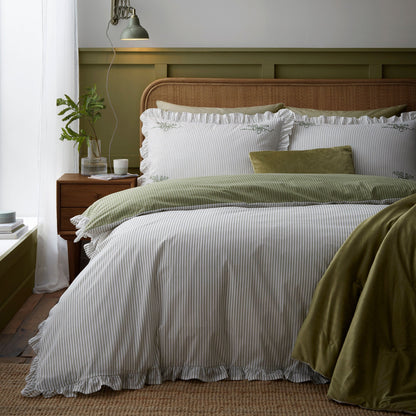 Frilled Embroidered Bow Stripe Duvet Cover Set in Green - Duvet Cover Set - Appletree