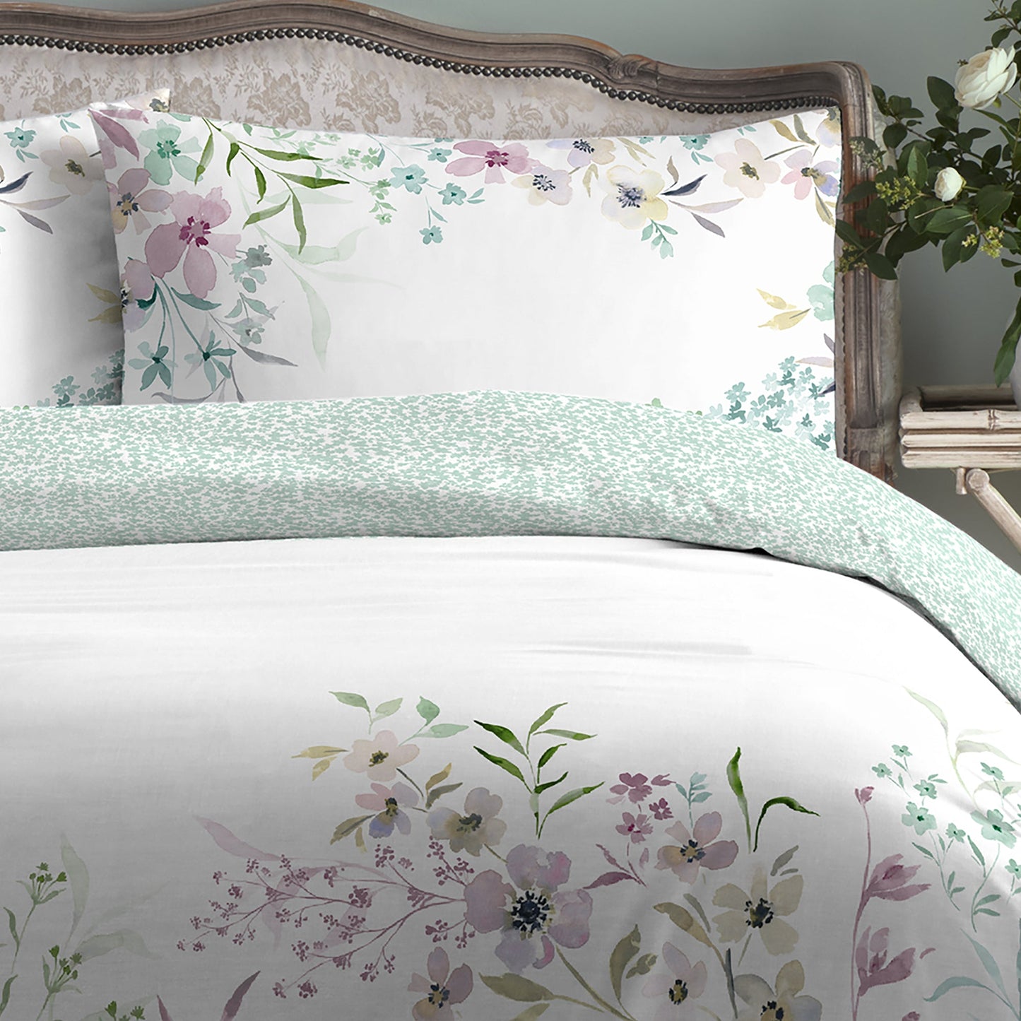 Floral Whisper Duvet Cover Set in Multi
