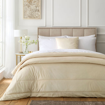 Harlan Bedspread in Cream 235 x 235cm