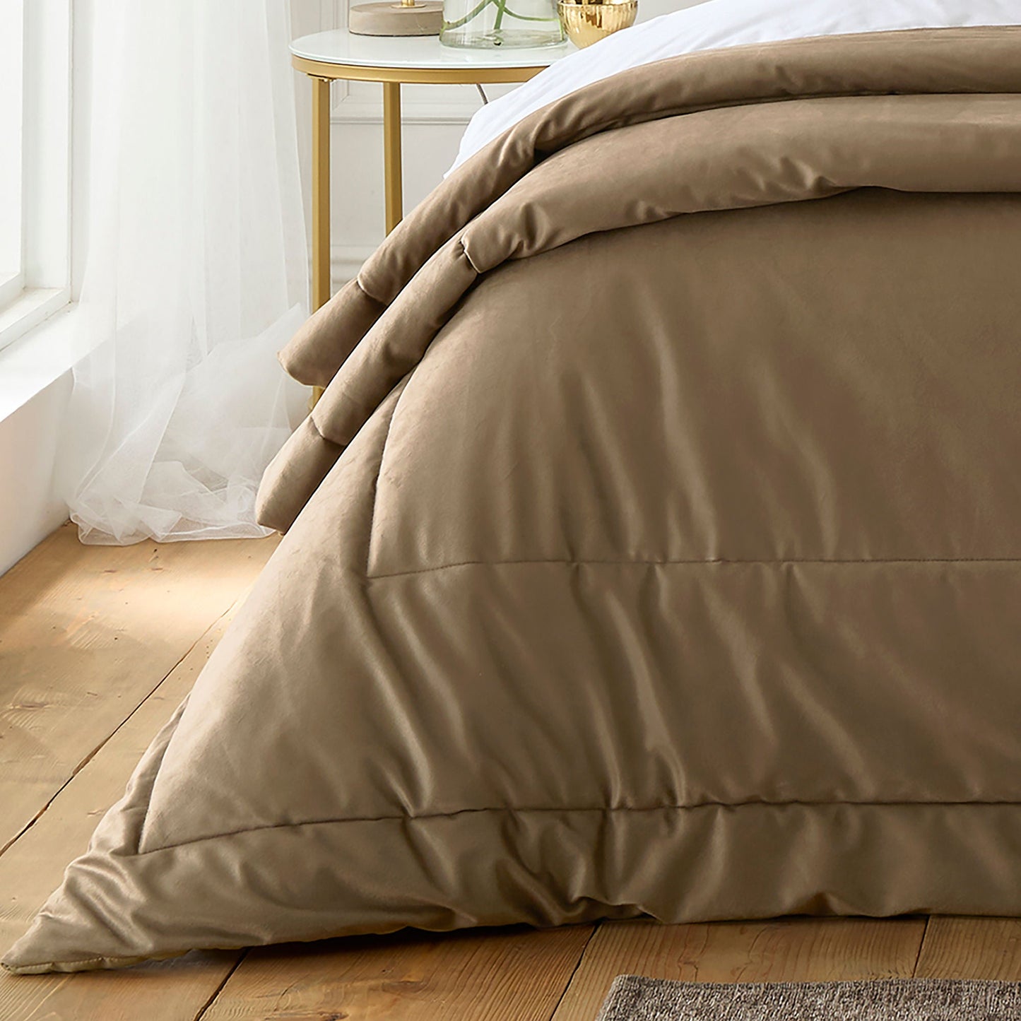 Harlan Bedspread in Taupe 235 x 235cm