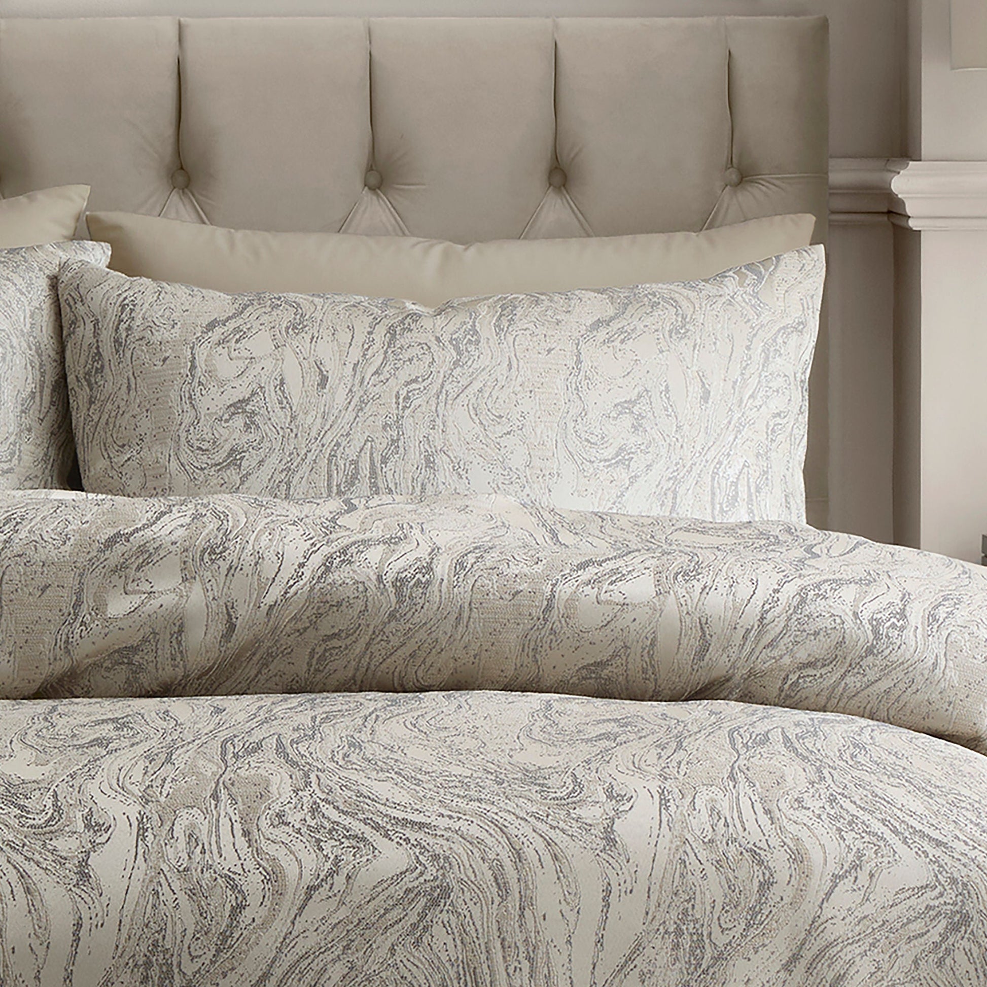 Marble Jacqaurd Duvet Cover Set in Natural - Duvet Cover Set - Soiree