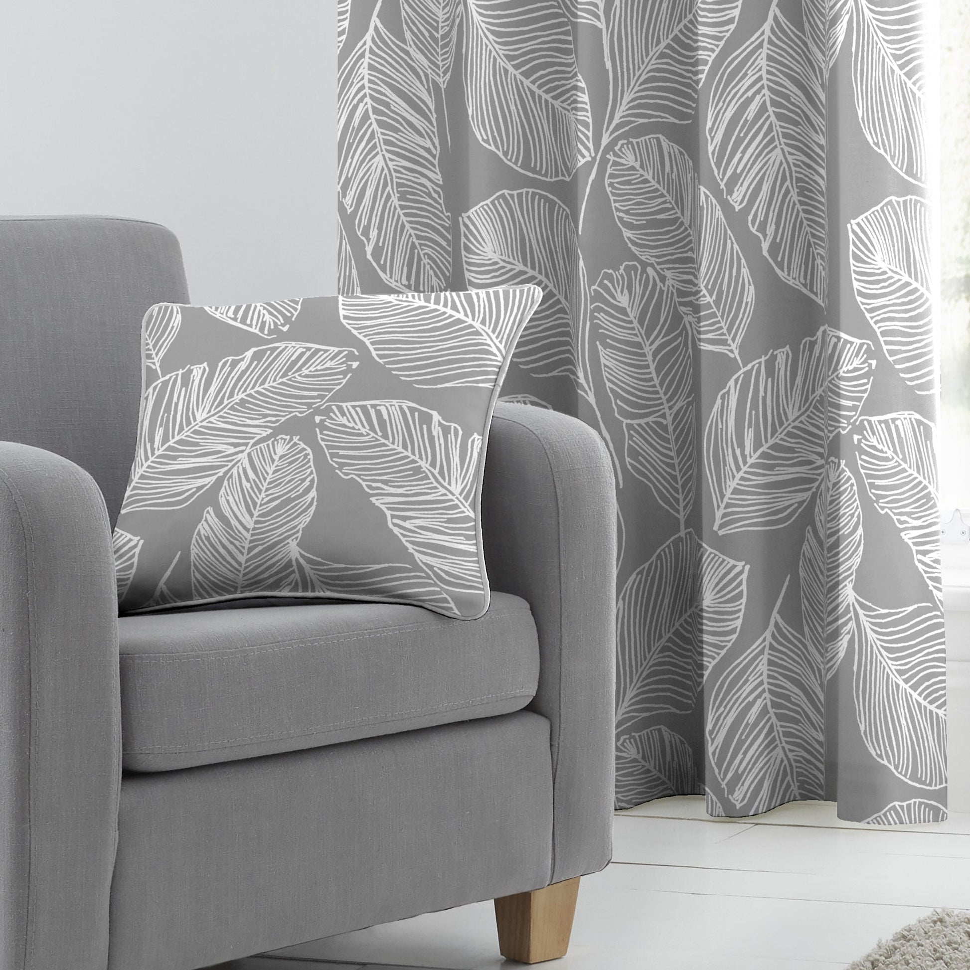 Matteo Cushion by Fusion in Grey 43 x 43cm - Cushion - Fusion
