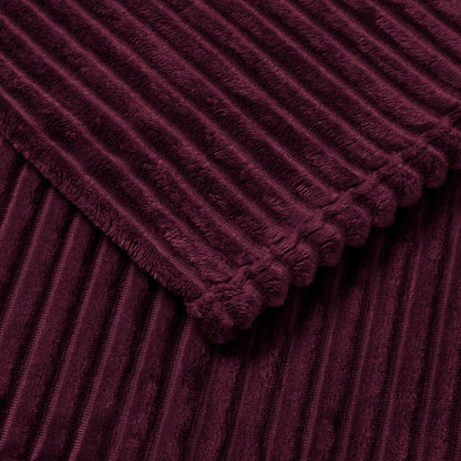 Morritz Bedspread in Burgundy 130 x 180cm - Bedspread - Appletree