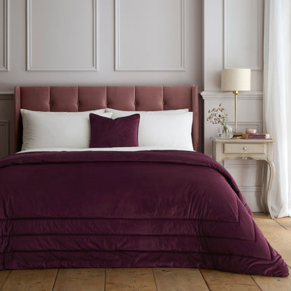 Melanie Bedspread in Berry 150 x 220cm - Bedspread - Soiree