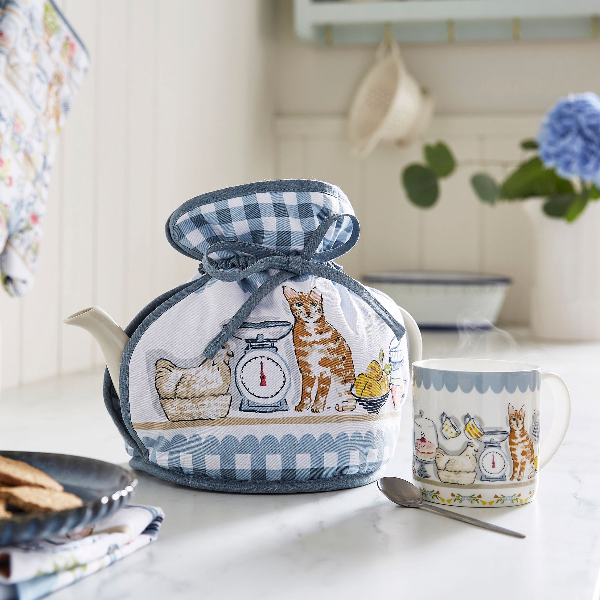 Ulster Weavers Pantry Cats Tea Cosy - Muff One Size in Multi - Tea Cosy - Ulster Weavers