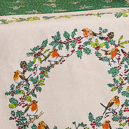 Christmas Robins Table Runner in Green