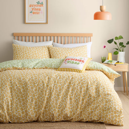 Retro Daisy Floral Duvet Cover Set in Yellow