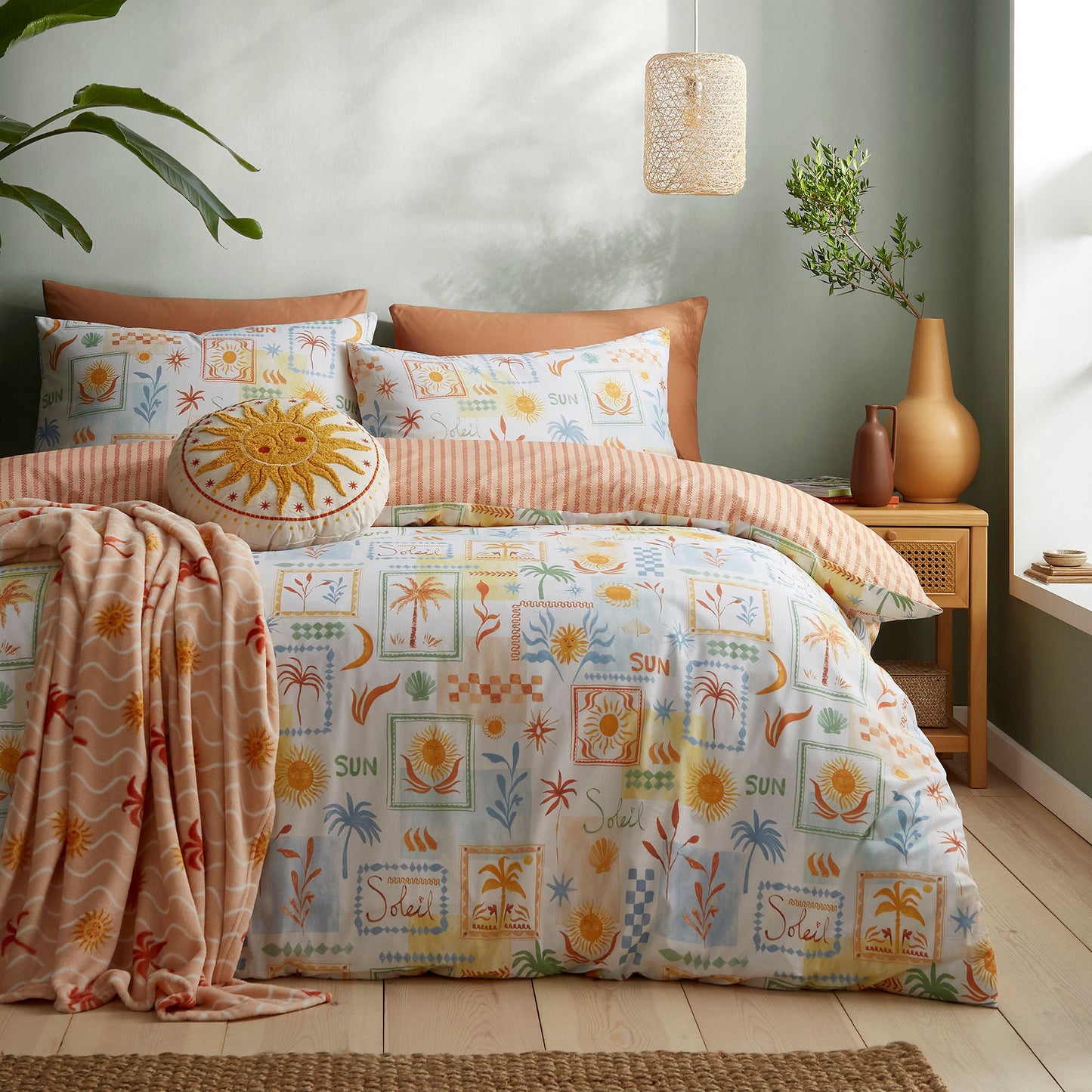Soleil Throw in Coral/Camel 120 x 150cm