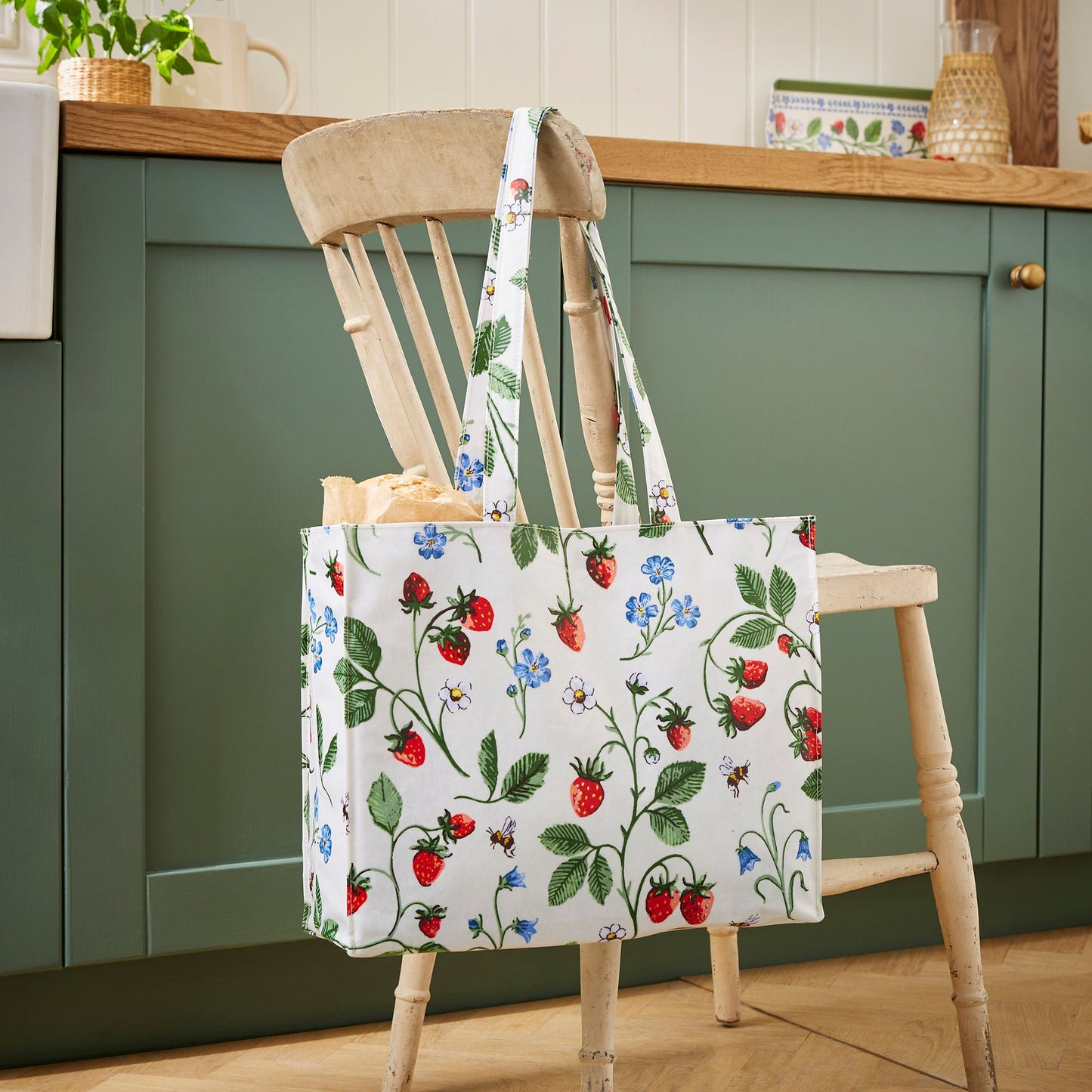 Strawberry Patch Shoulder Bag PVC  in Green