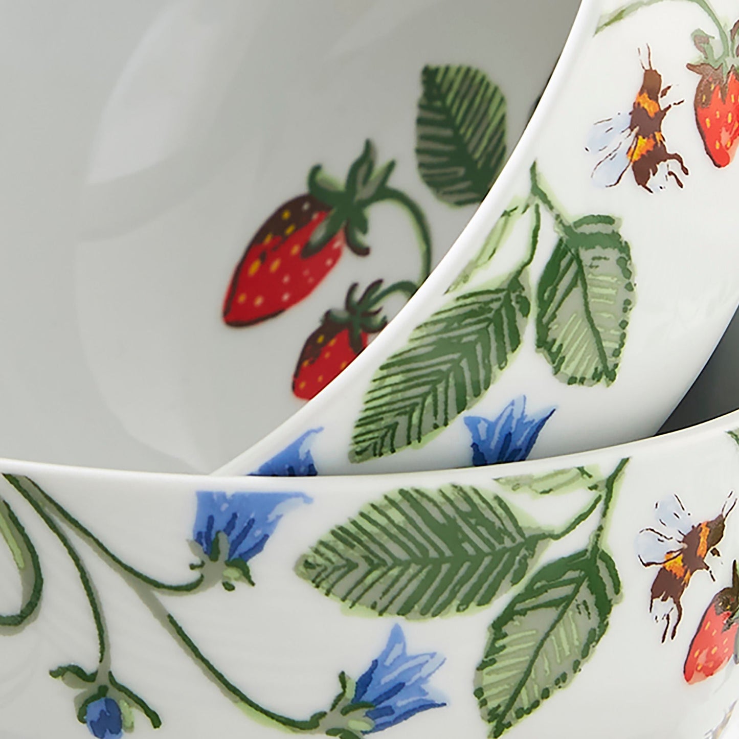 Strawberry Patch Porcelain Bowl in Green