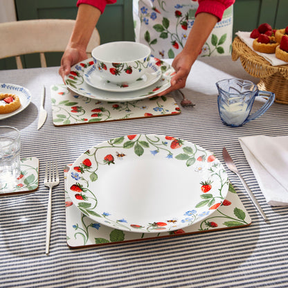 Strawberry Patch Porcelain Side Plate in Green