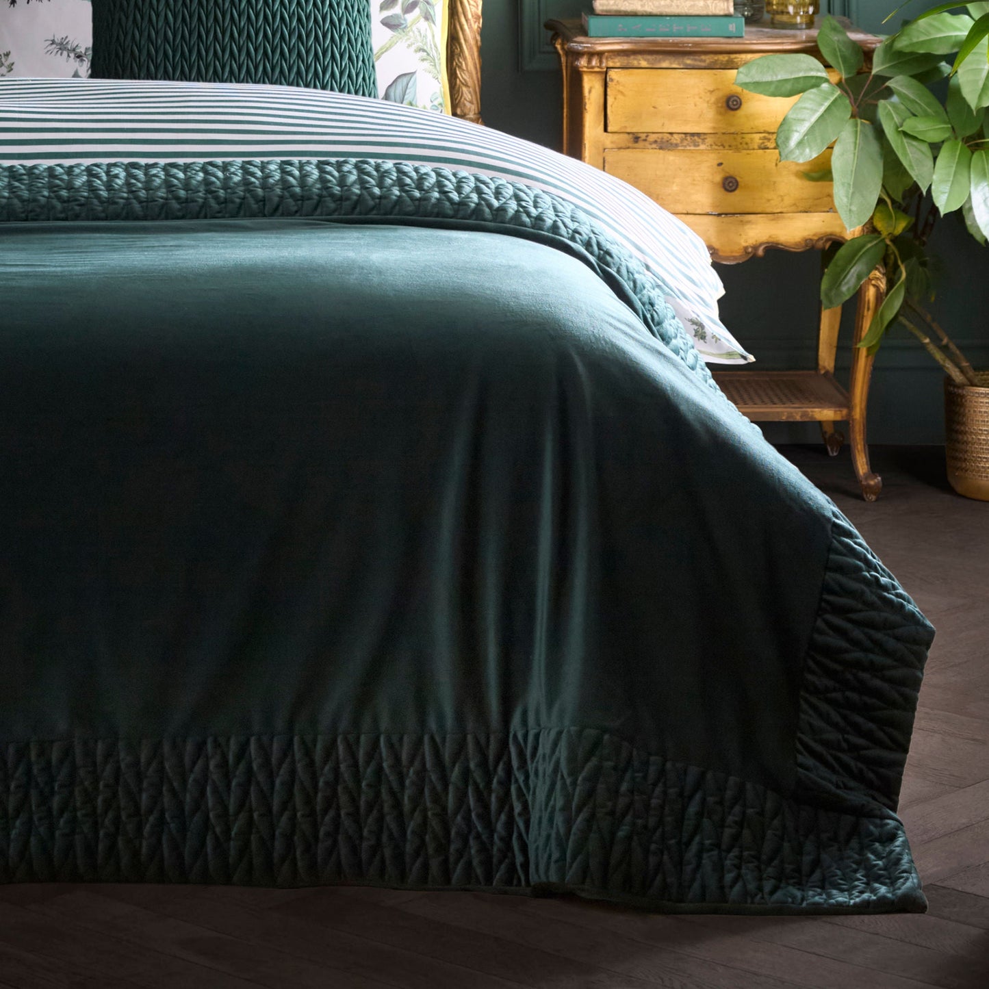 Siena Bedspread in Bottle Green 150 x 220cm - Bedspread - Laurence Llewelyn-Bowen