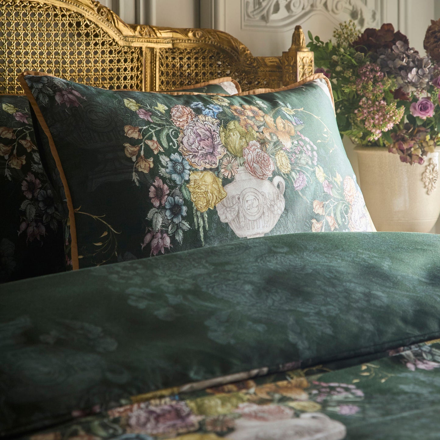 Tuscan Holiday Duvet Cover Set in Green