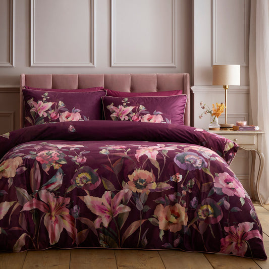 Tatiana Duvet Cover Set in Berry - Duvet Cover Set - Soiree