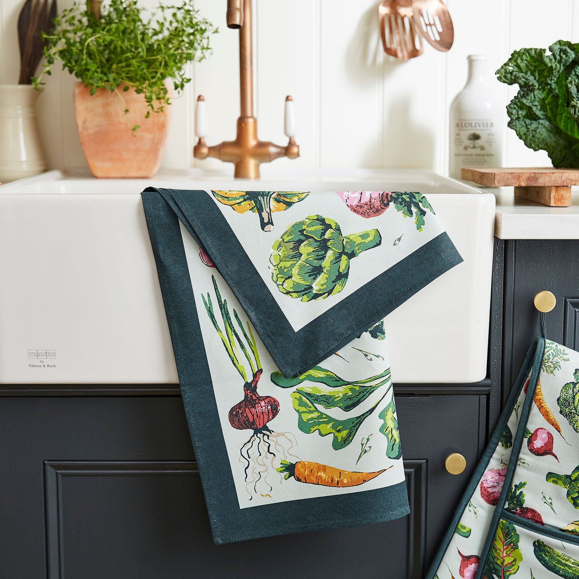 Ulster Weavers Vegetable Medley Tea Towel - Cotton One Size in Multi - Tea Towel - Ulster Weavers