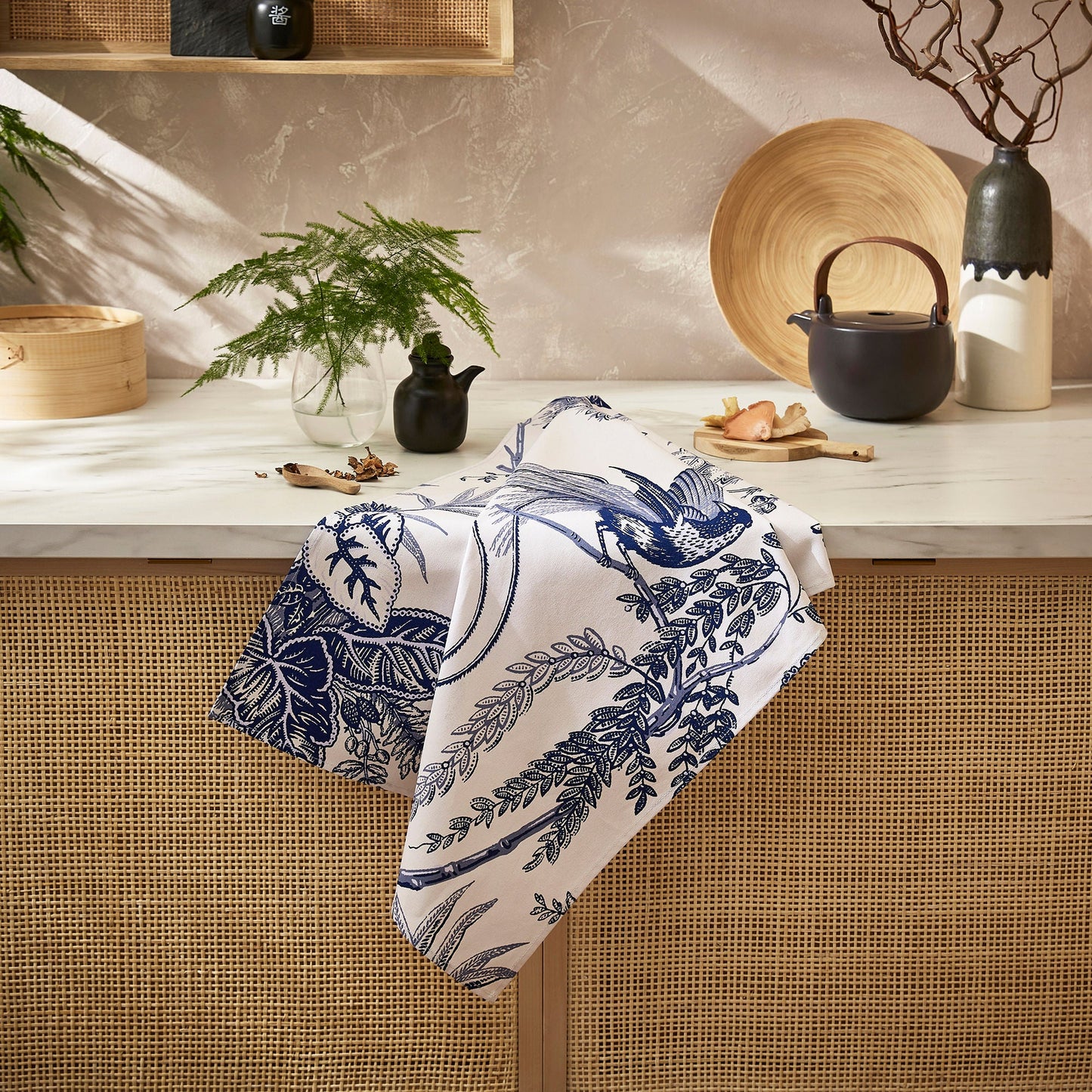 Ulster Weavers Willow Toile Tea Towel - Cotton One Size in Blue - Tea Towel - Ulster Weavers