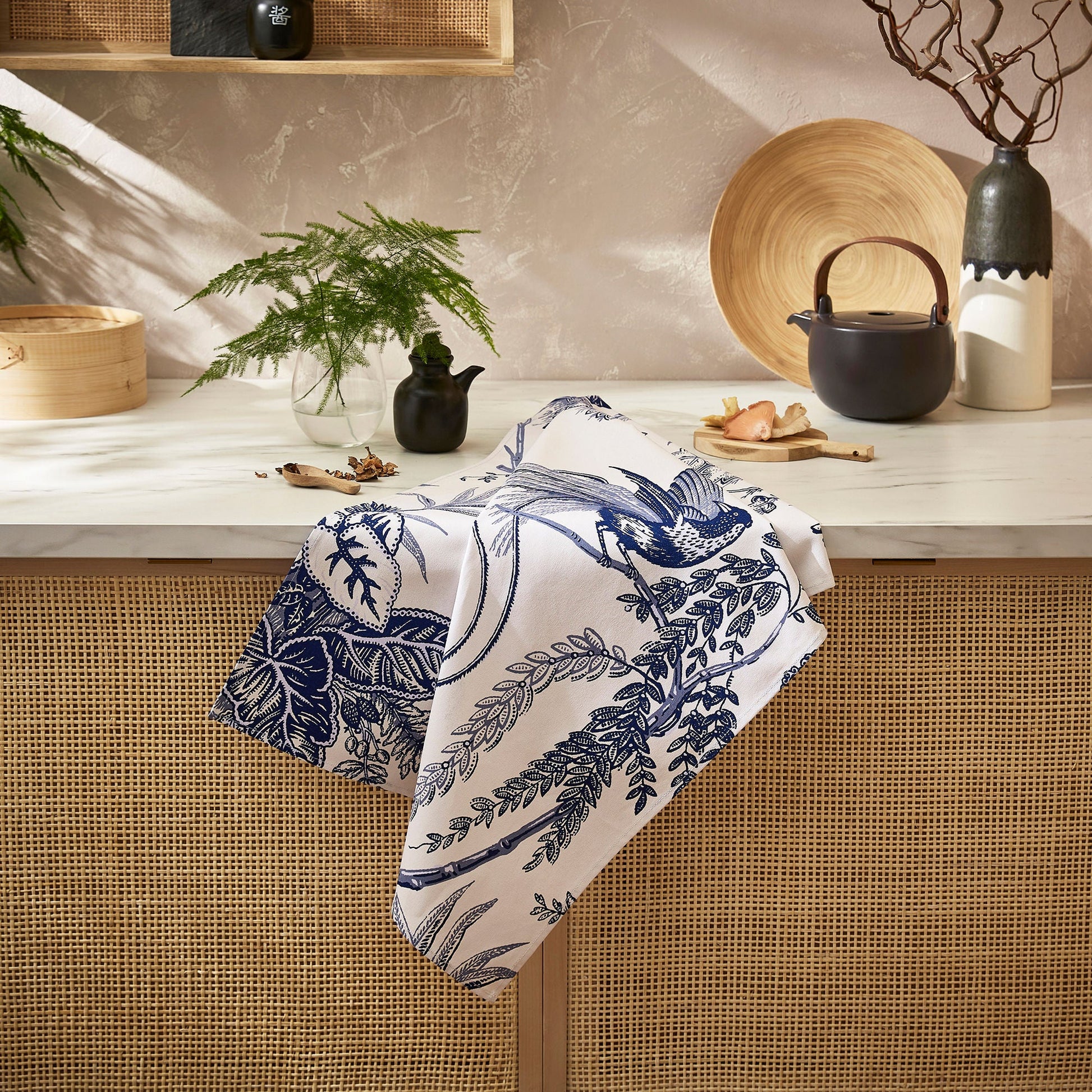 Ulster Weavers Willow Toile Tea Towel - Cotton One Size in Blue - Tea Towel - Ulster Weavers