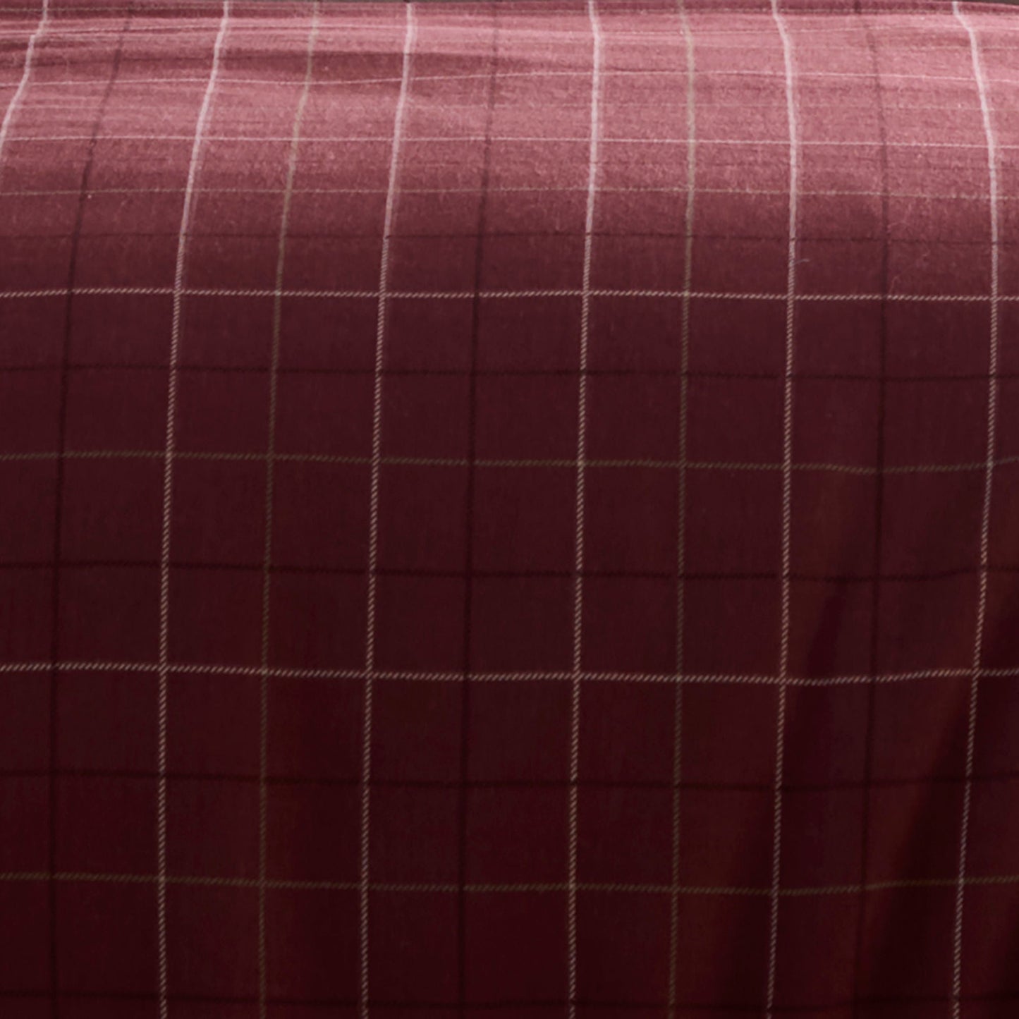 Wynn Duvet Cover Set in Burgundy - Duvet Cover Set - Dreams & Drapes