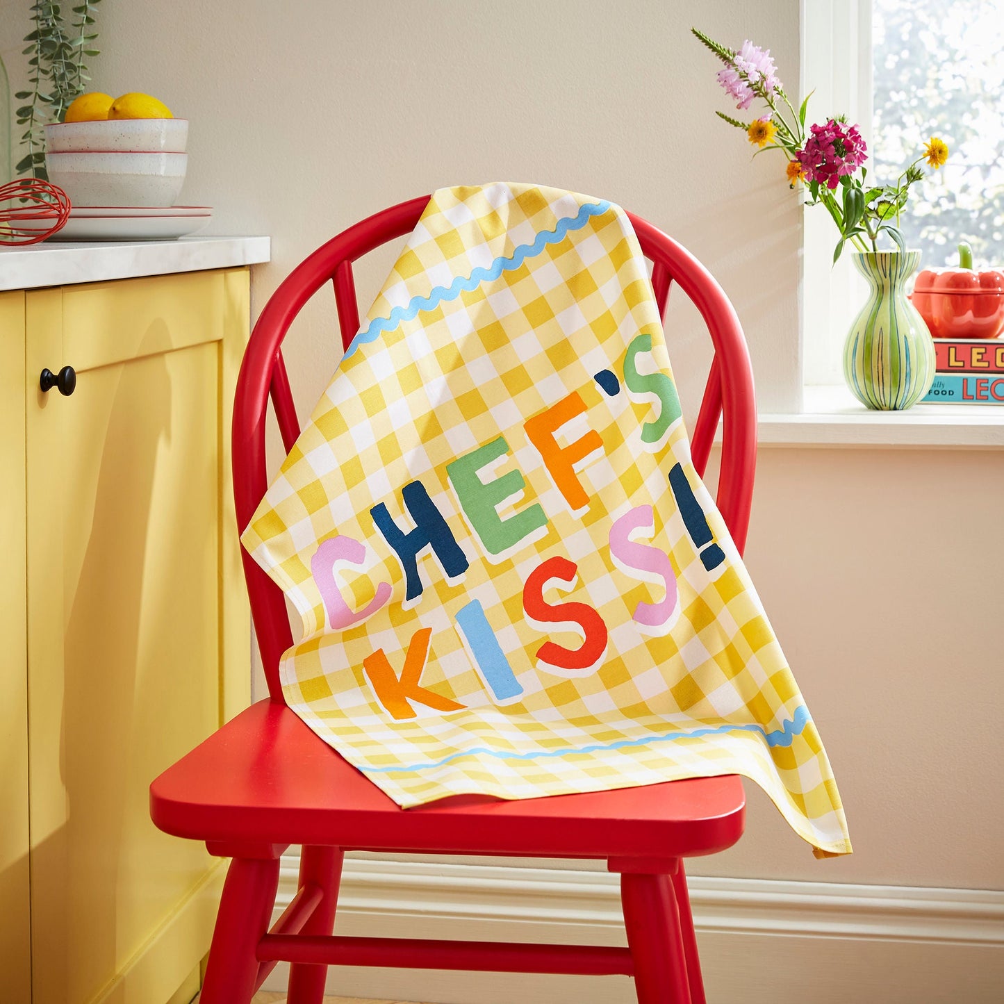 Yes Chef Kiss Cotton Tea Towel in Multicolour