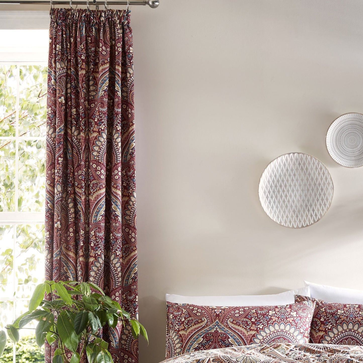 Palais Pair of Pencil Pleat Curtains With Tie-Backs by Dreams & Drapes in Multicolour - Pair of Pencil Pleat Curtains With Tie-Backs - Dreams & Drapes